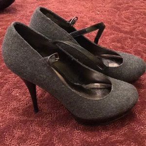 Gray Heels